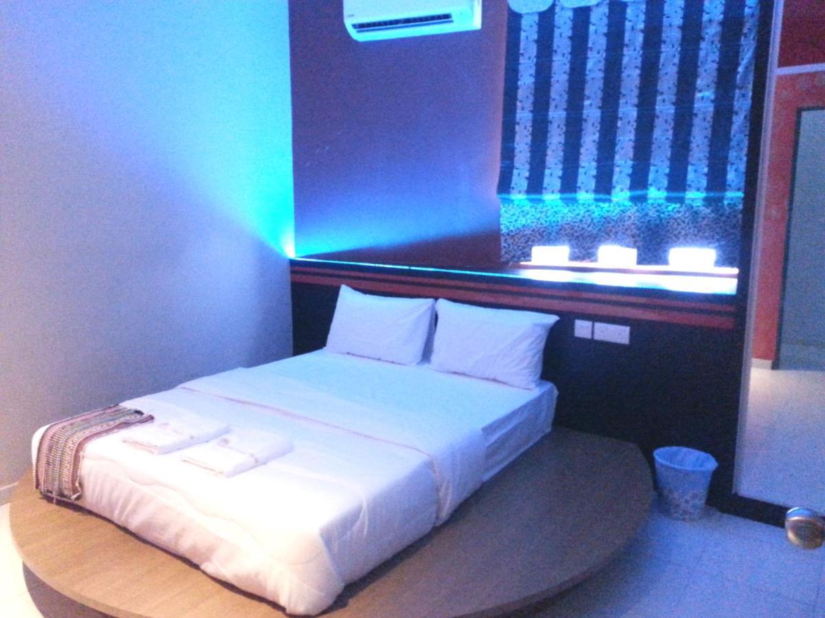 Golden Guest House Kuantan Ngoại thất bức ảnh