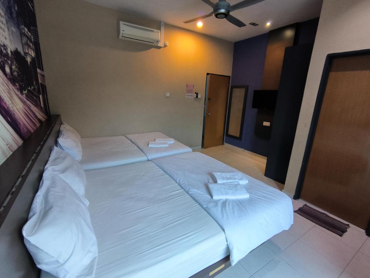 Golden Guest House Kuantan Ngoại thất bức ảnh